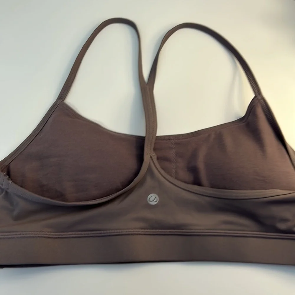 Gray Cropped Athletic Sports Bra Size Medium‎